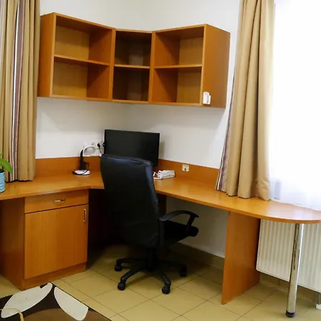Auguszta Hotel 3*